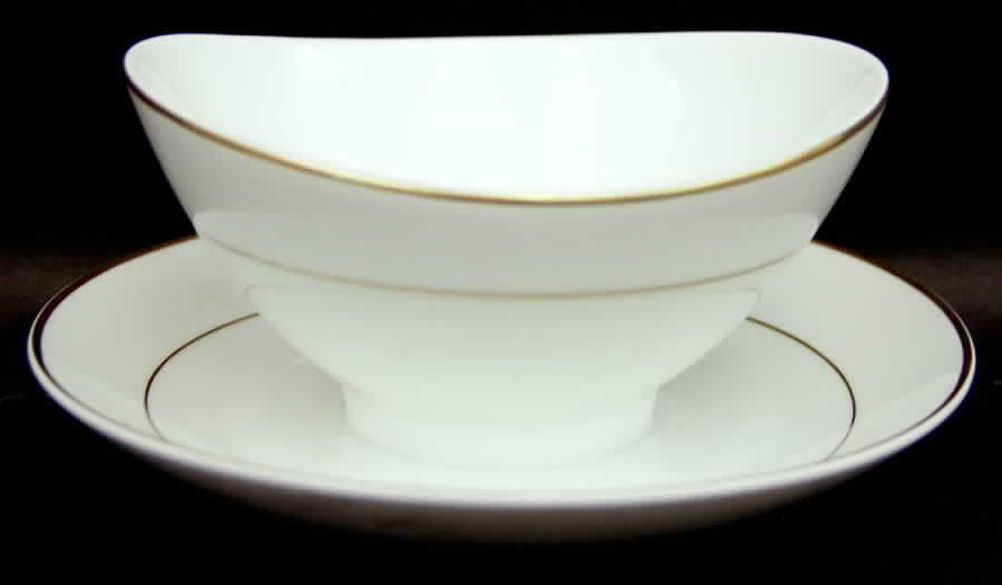 Doric Gravy Boat with Attached Underplate by Mikasa-1