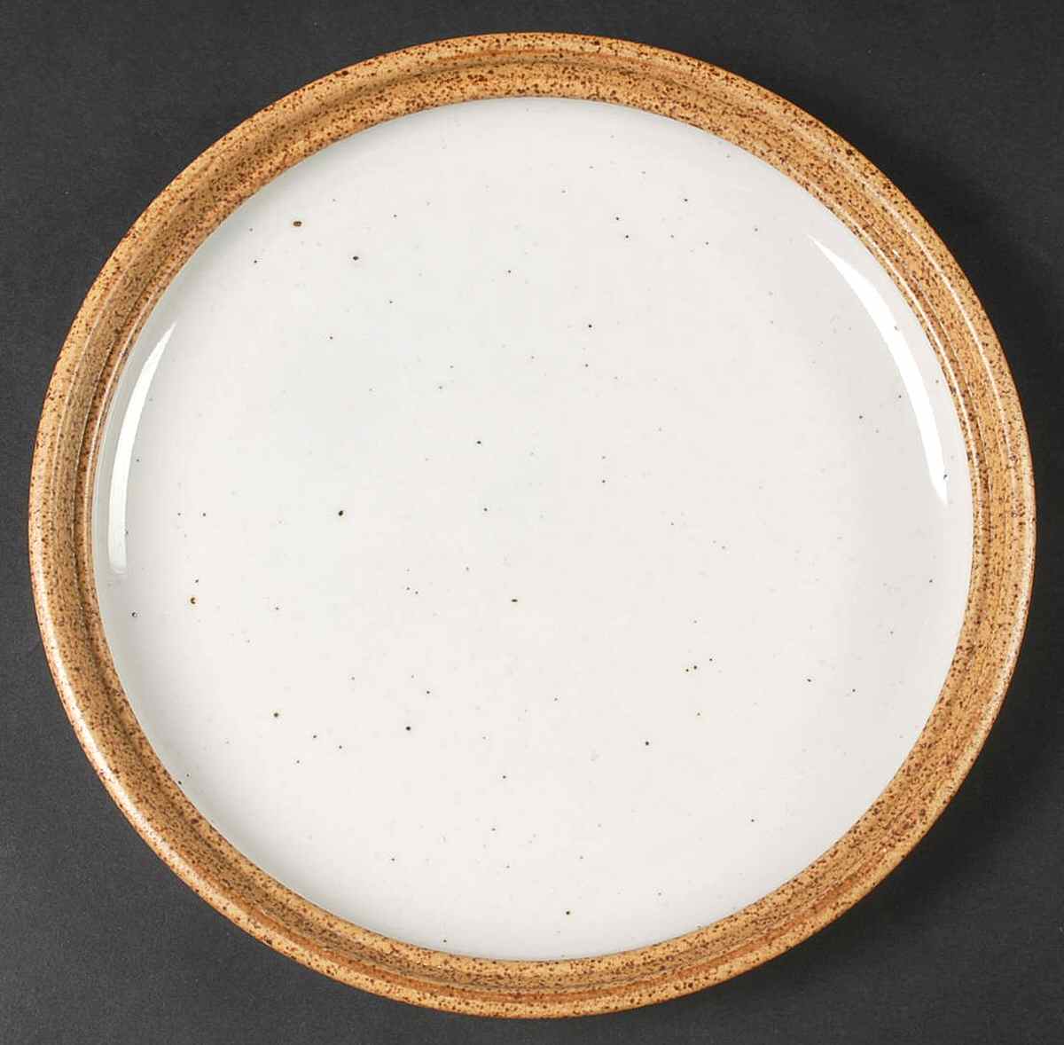 Double Texture Salad Plate by Mikasa-1