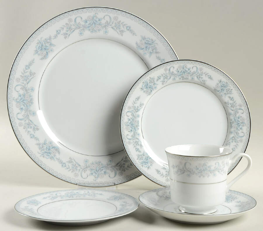 Dresden Rose 40 Piece Estate Set by Mikasa-1