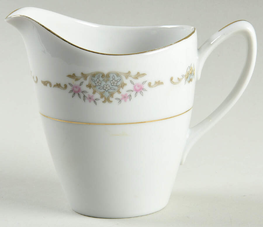 Dublin Creamer by Mikasa-1