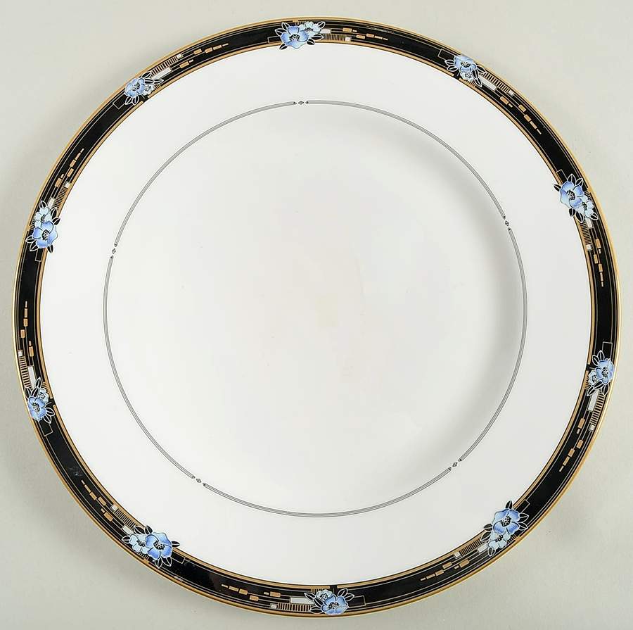 Duval 12" Chop Plate (Round Platter) by Mikasa-1