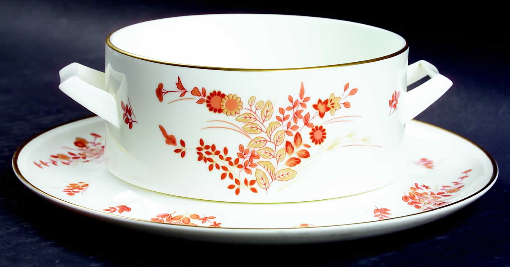 Eastwind Gravy Boat & Underplate by Mikasa-1