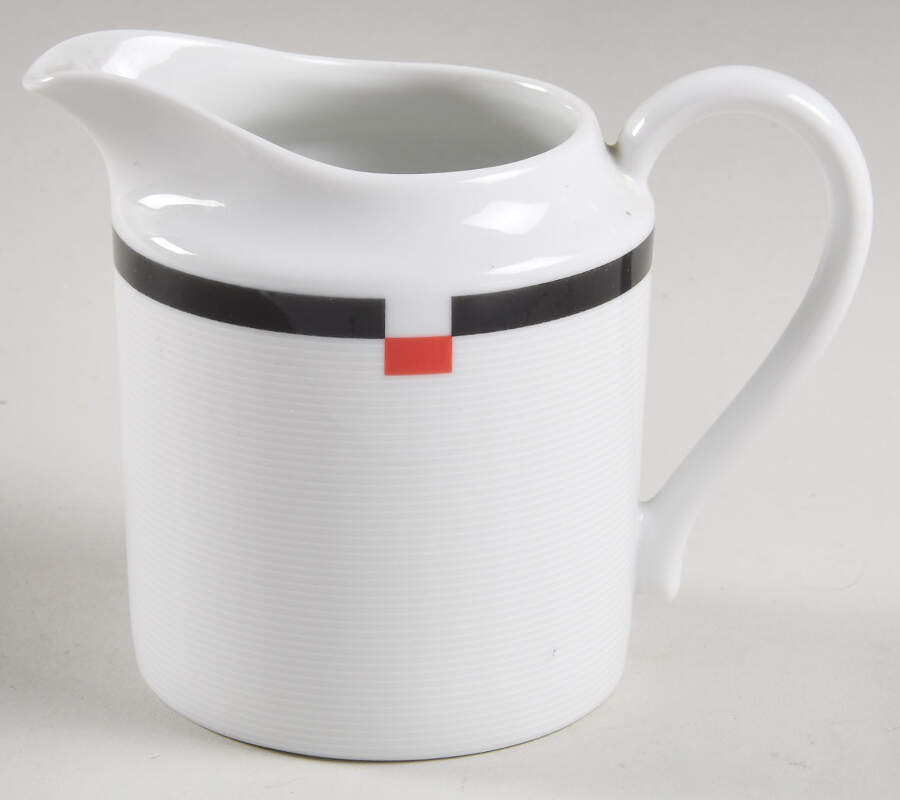 Ebony Accent Creamer by Mikasa-1