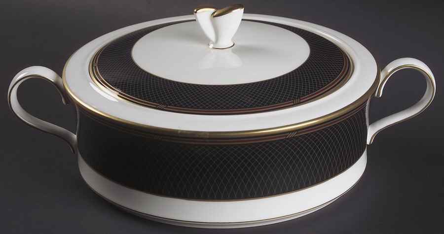 Ebony Jewel 2 Qt Round Covered Casserole by Mikasa-1