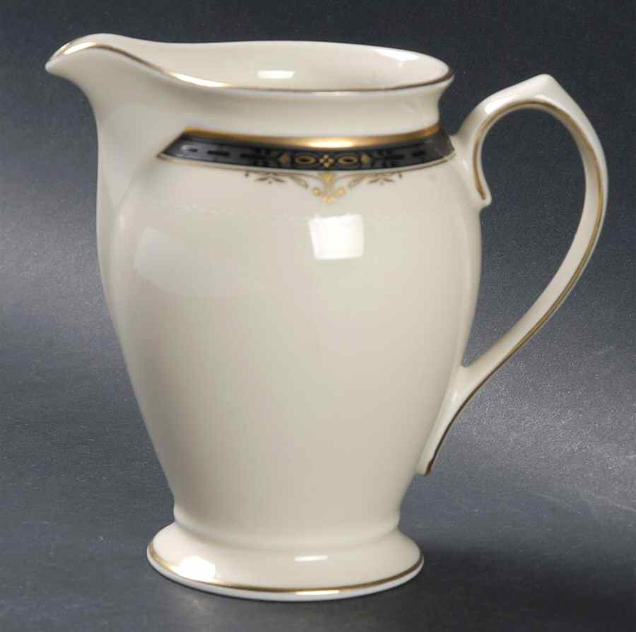 Ebony Manor Creamer by Mikasa-1