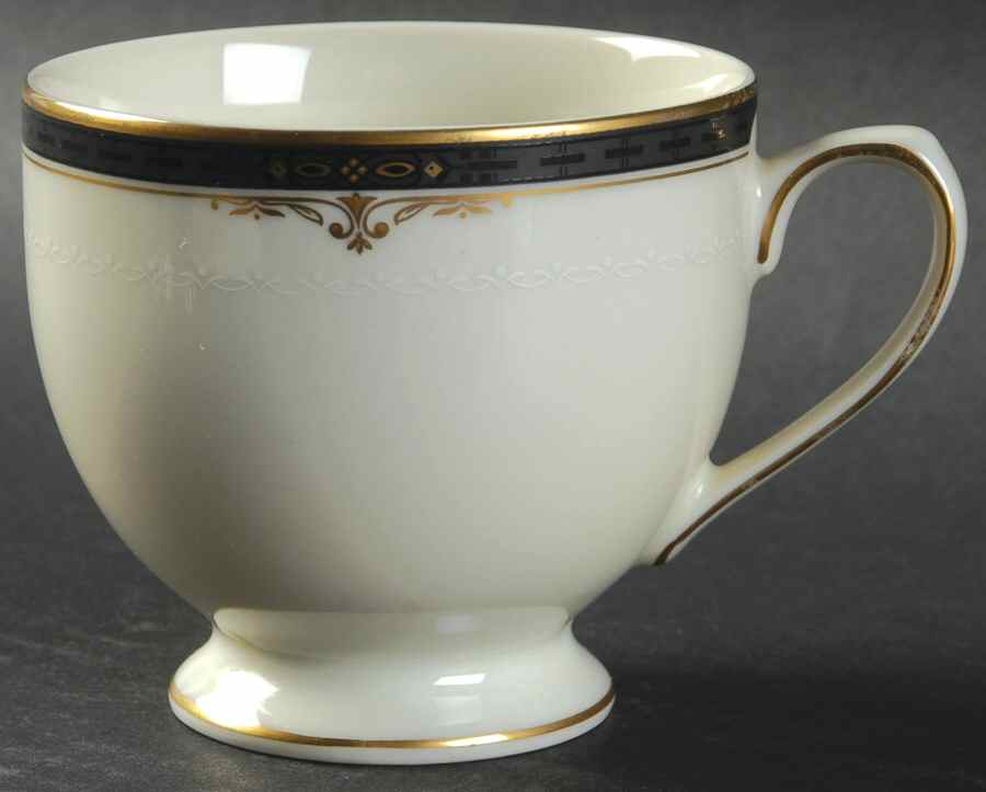 Ebony Manor Footed Cup by Mikasa-1