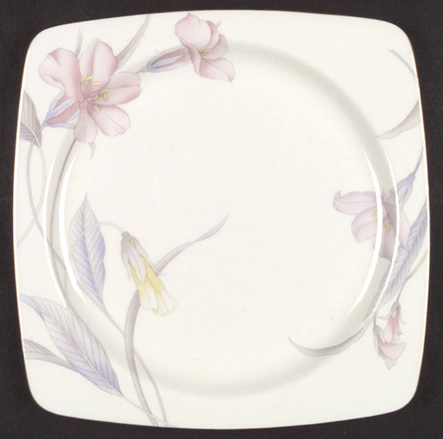 Eden's Garden Dinner Plate by Mikasa-1