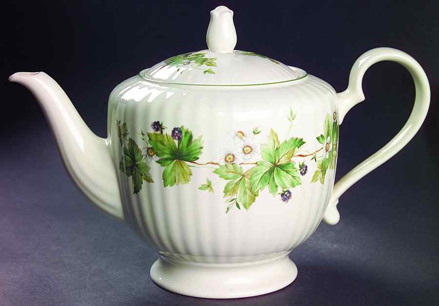Eden Hall Teapot & Lid by Mikasa-1