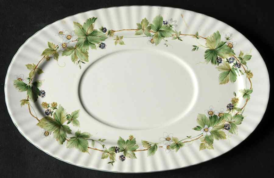 Eden Hall Underplate for Gravy Boat by Mikasa-1