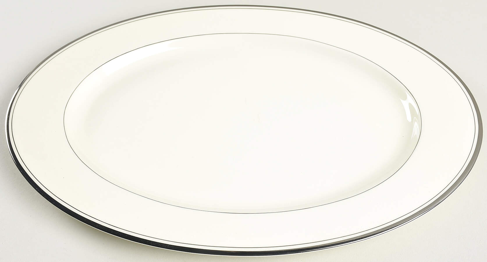 Elite 15" Oval Serving Platter by Mikasa-1