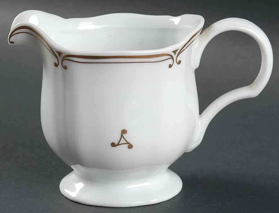 Embassy Creamer by Mikasa-1