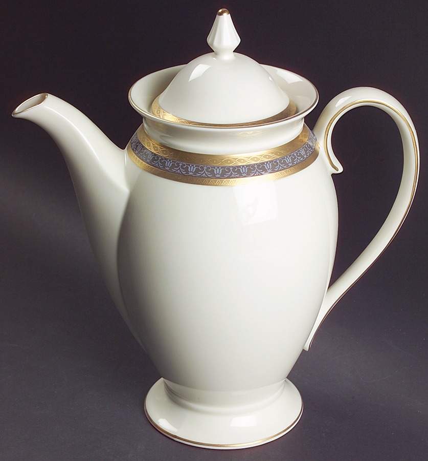 Embassy Court Coffee Pot & Lid by Mikasa-1