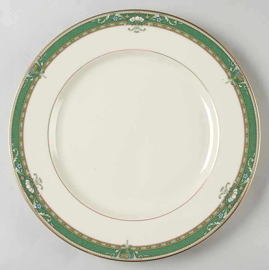 Emerald Court 12" Chop Plate (Round Platter) by Mikasa-1