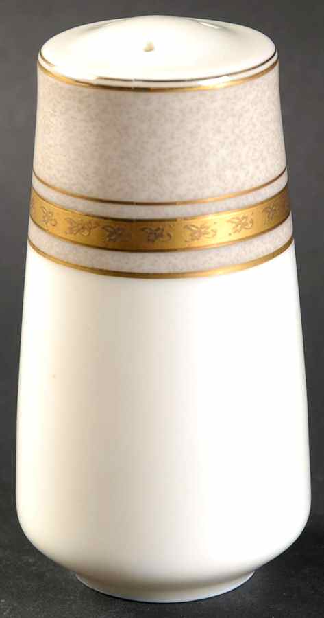 Embassy Hall Salt Shaker by Mikasa-1