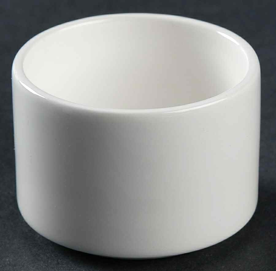 Embassy White Single Egg Cup by Mikasa-1