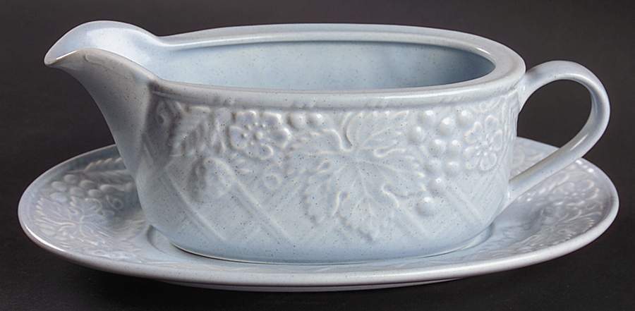 English Countryside Blue Gravy Boat & Underplate by Mikasa-1