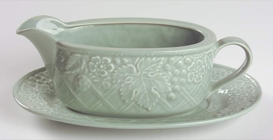 English Countryside Celadon Gravy Boat & Underplate by Mikasa-1