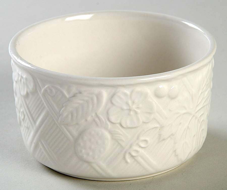 English Countryside White Individual Souffle by Mikasa-1