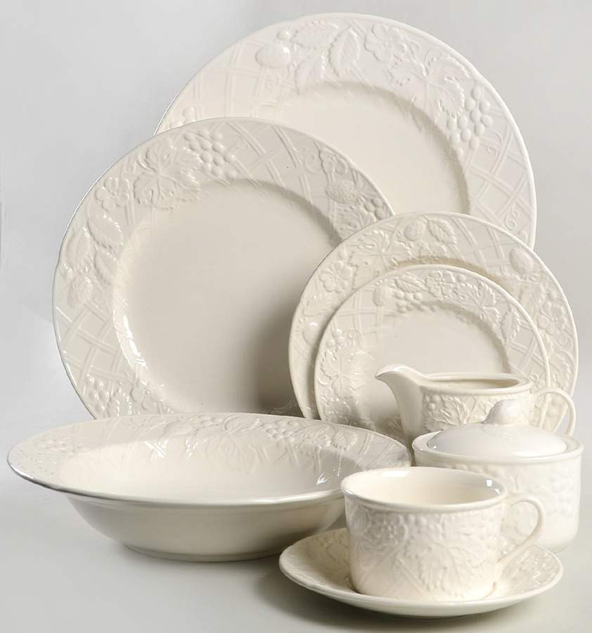English Countryside White 45 Piece Starter Set by Mikasa-1