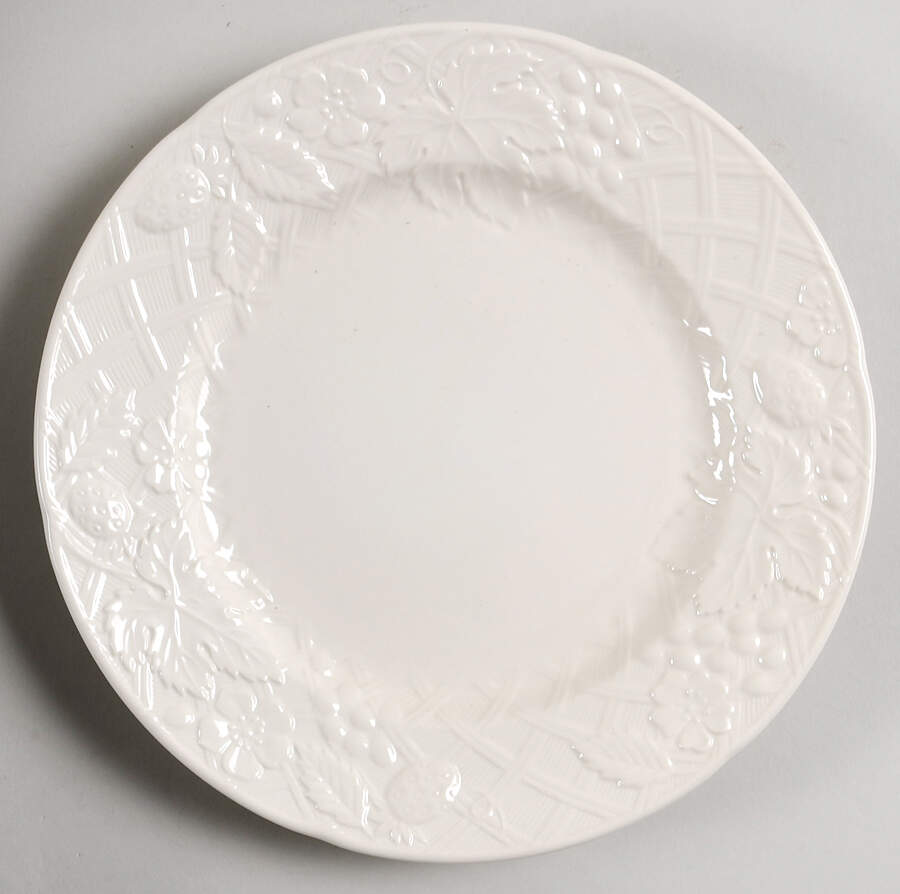 English Countryside White Salad/Dessert Plate by Mikasa-1