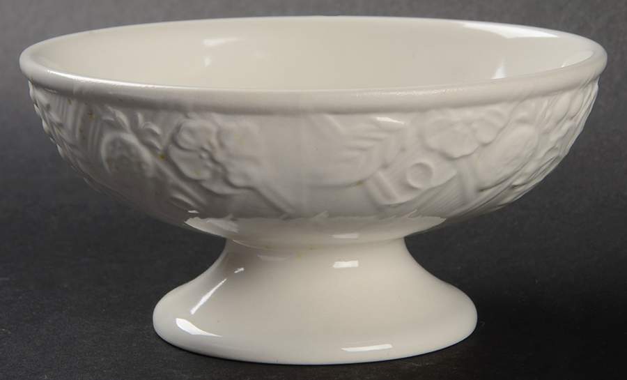 English Countryside White Crudite Snack Bowl/Dip Or Sherbet by Mikasa-1