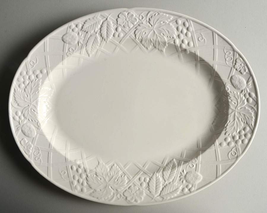 English Countryside White 16" Oval Serving Platter by Mikasa-1