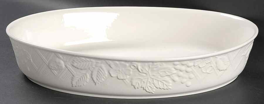 English Countryside White 14" Oval Baker by Mikasa-1