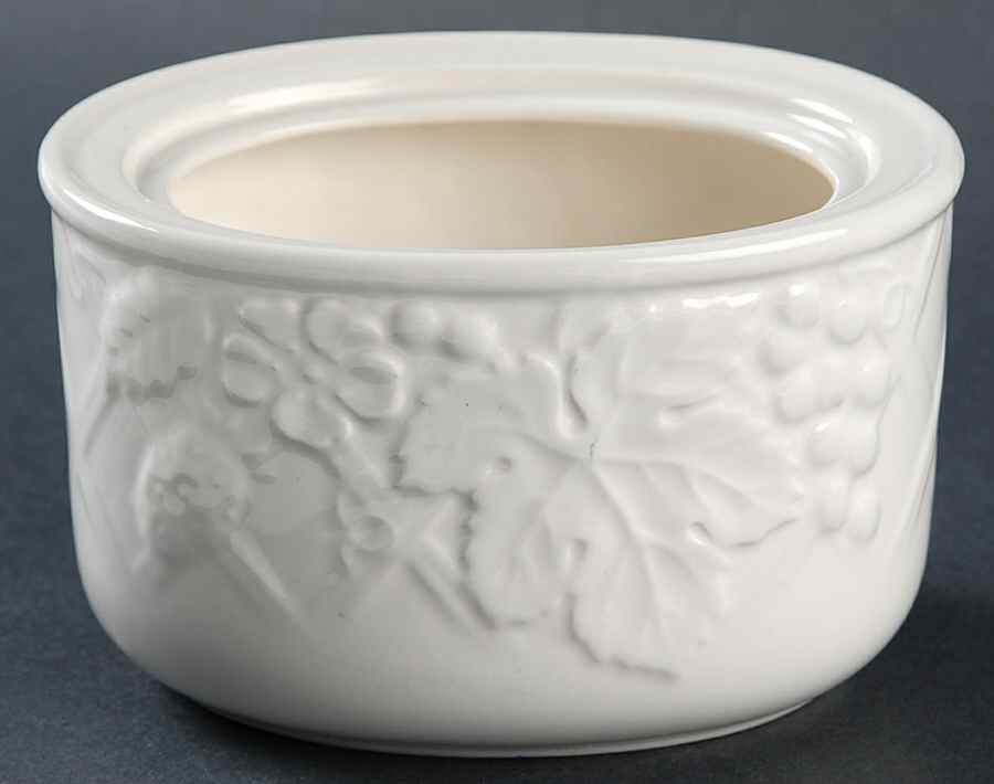 English Countryside White Sugar Bowl No Lid by Mikasa-1