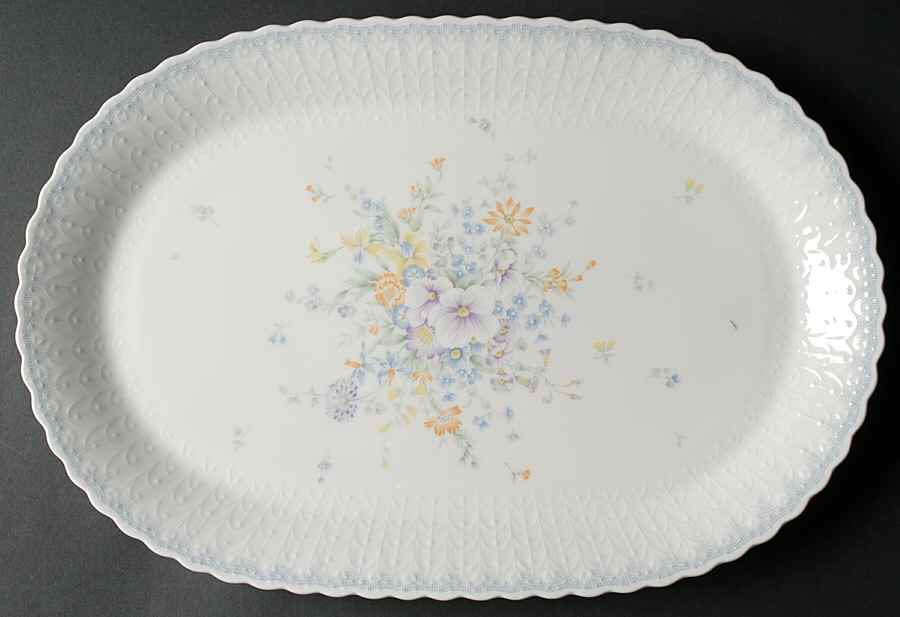 Endless Love 16" Oval Serving Platter by Mikasa-1