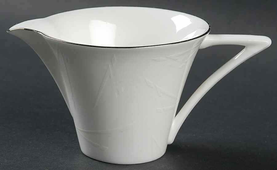 English Silk Creamer by Mikasa-1