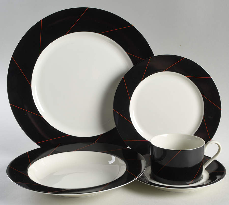 Escort 5 Piece Place Setting by Mikasa-1