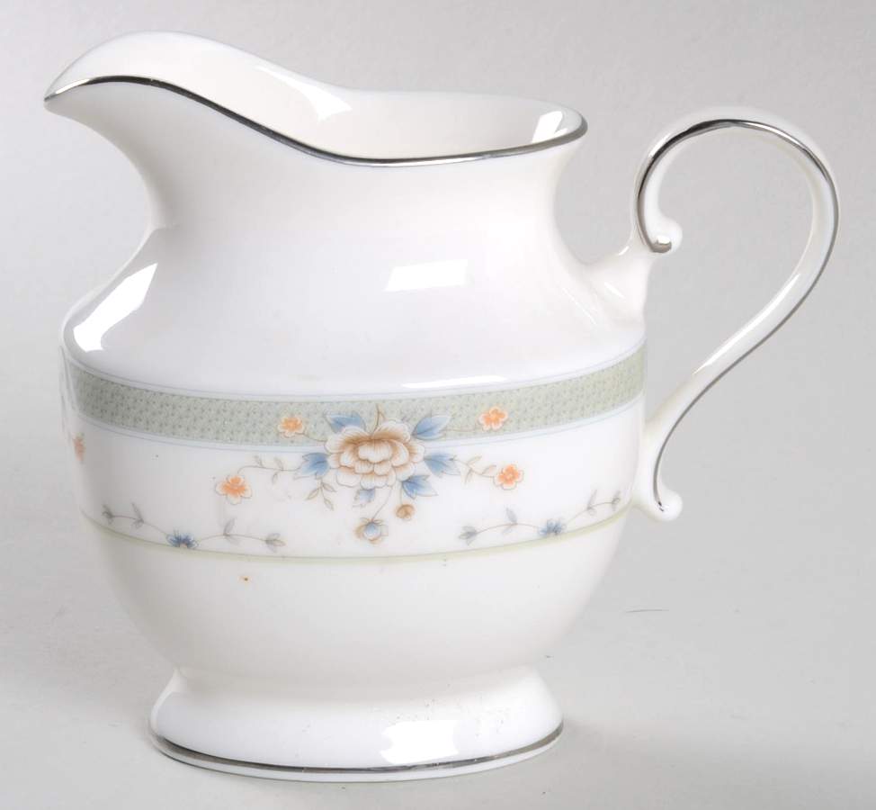 Essex House Creamer by Mikasa-1