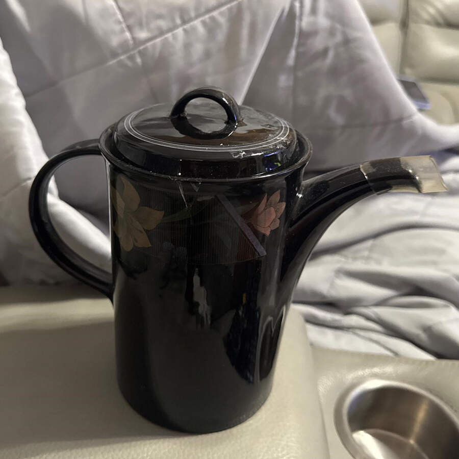 Evening Floret Coffee Pot & Lid by Mikasa-1
