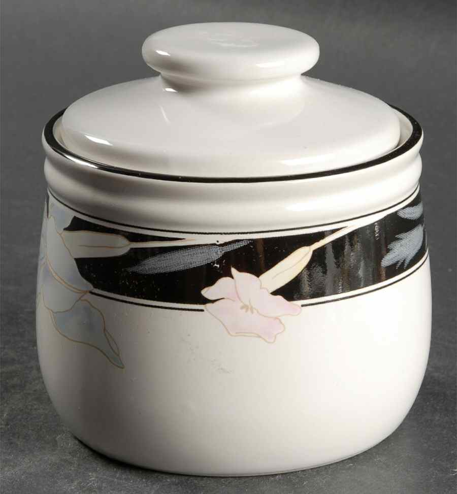 Evening Romance Sugar Bowl & Lid by Mikasa-1