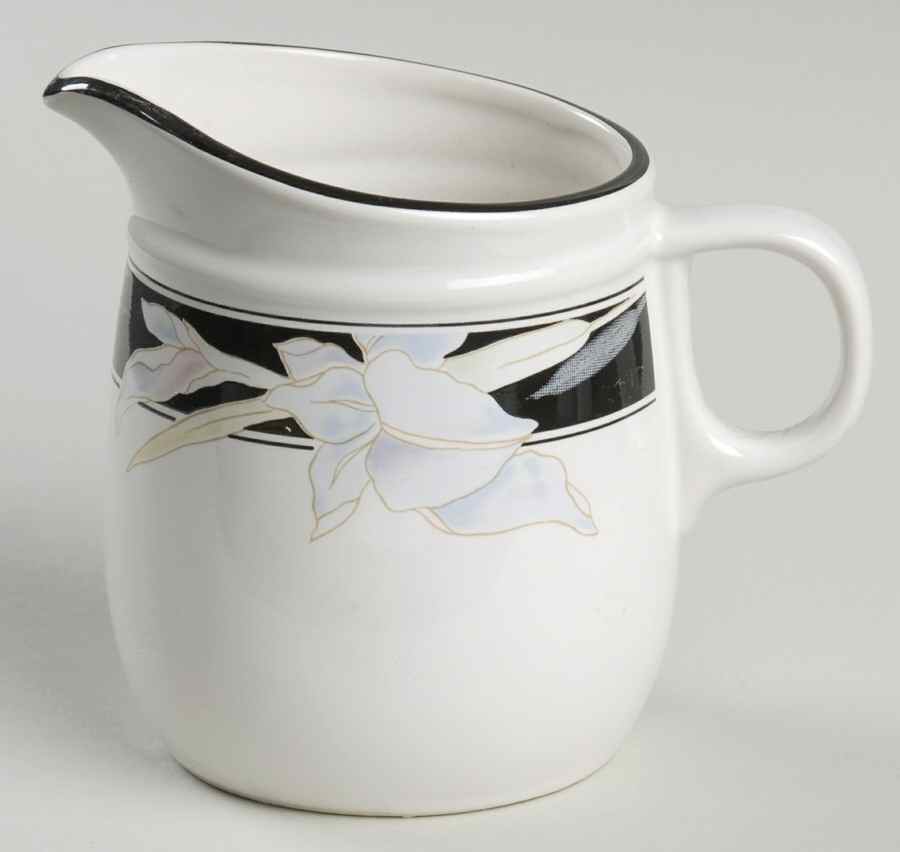 Evening Romance Creamer by Mikasa-1