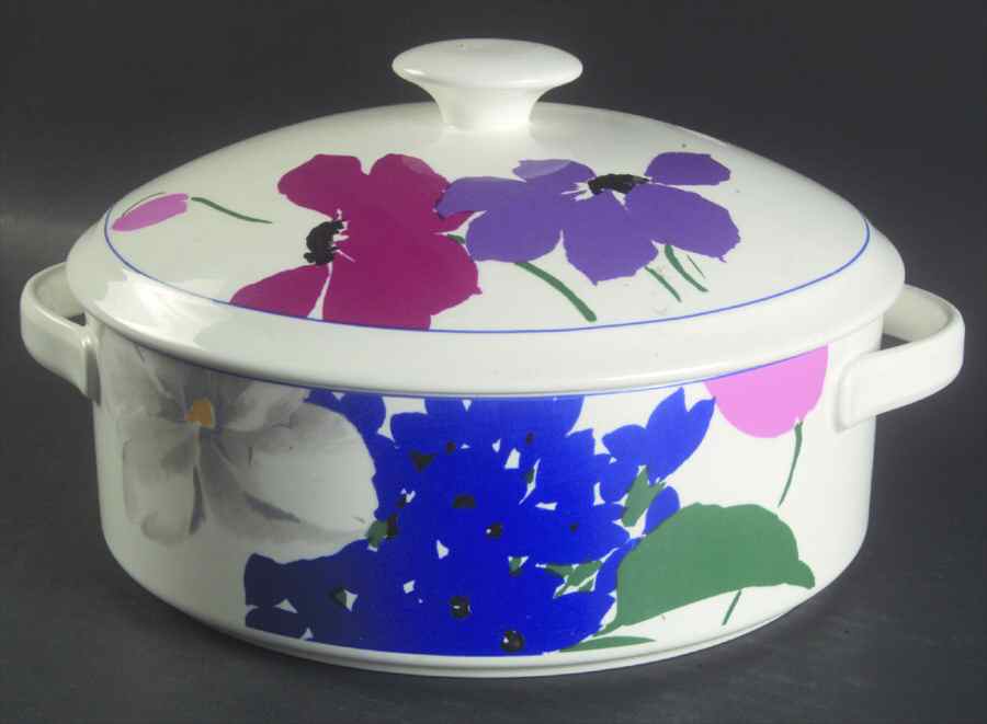 Fantasy Fleur 2 Qt Round Covered Casserole by Mikasa-1