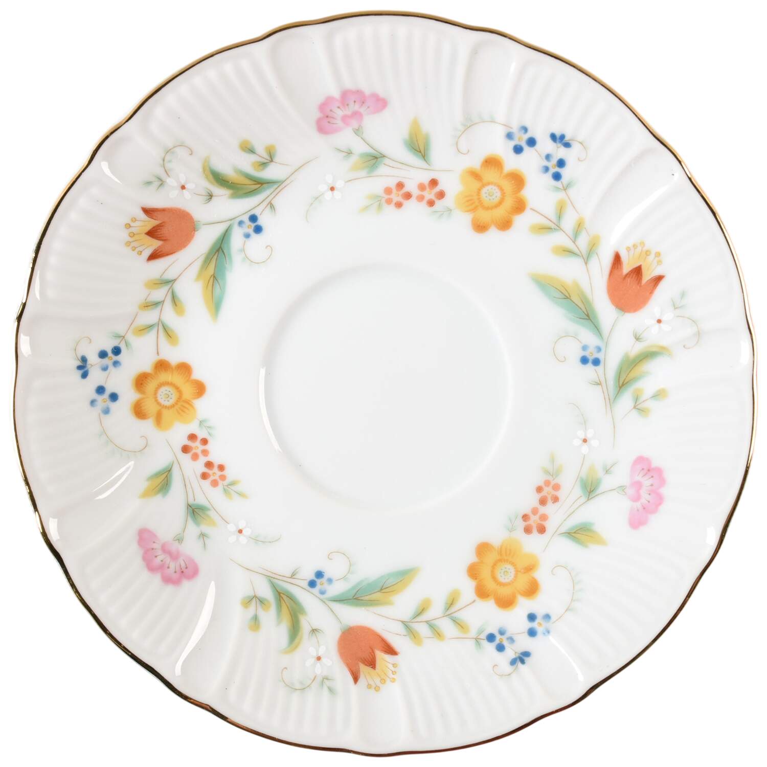 Fanciful Saucer by Mikasa-1