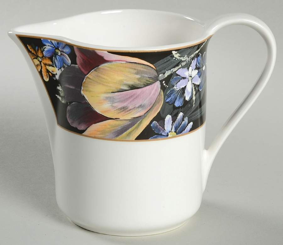 Fantasia Creamer by Mikasa-1