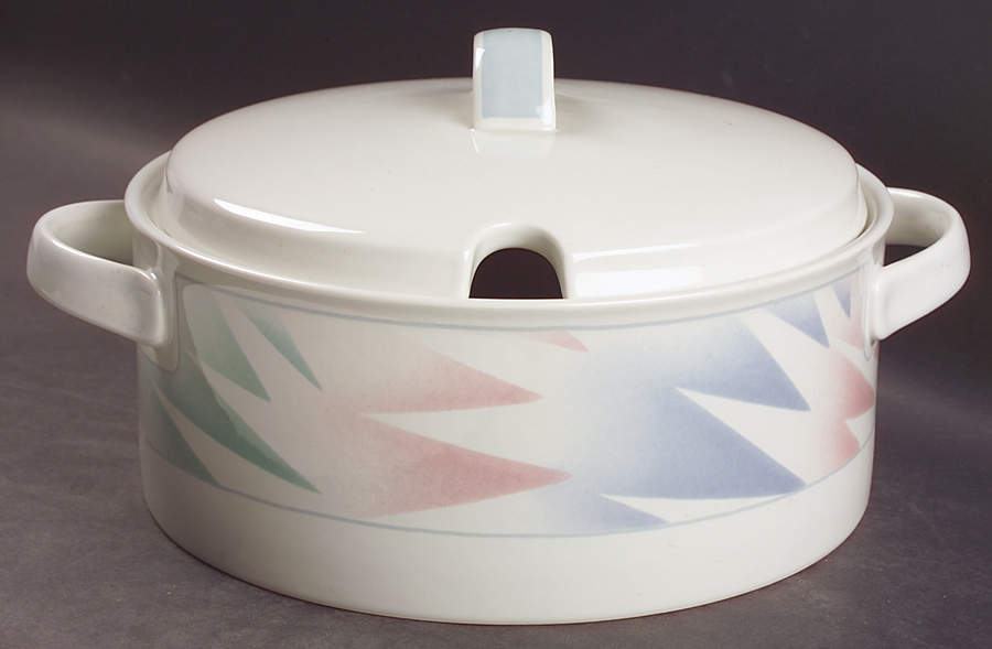 Fantazz Tureen &  Lid by Mikasa-1