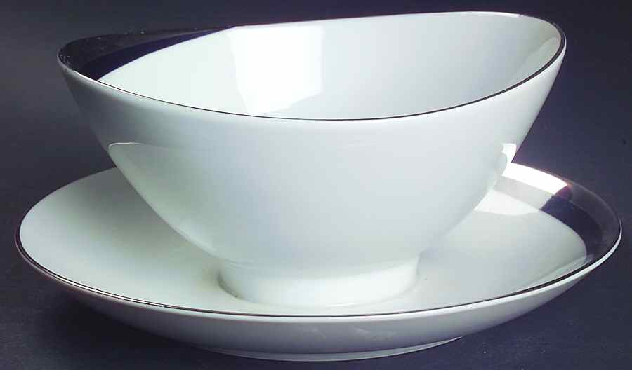 Fascination Gravy Boat with Attached Underplate by Mikasa-1