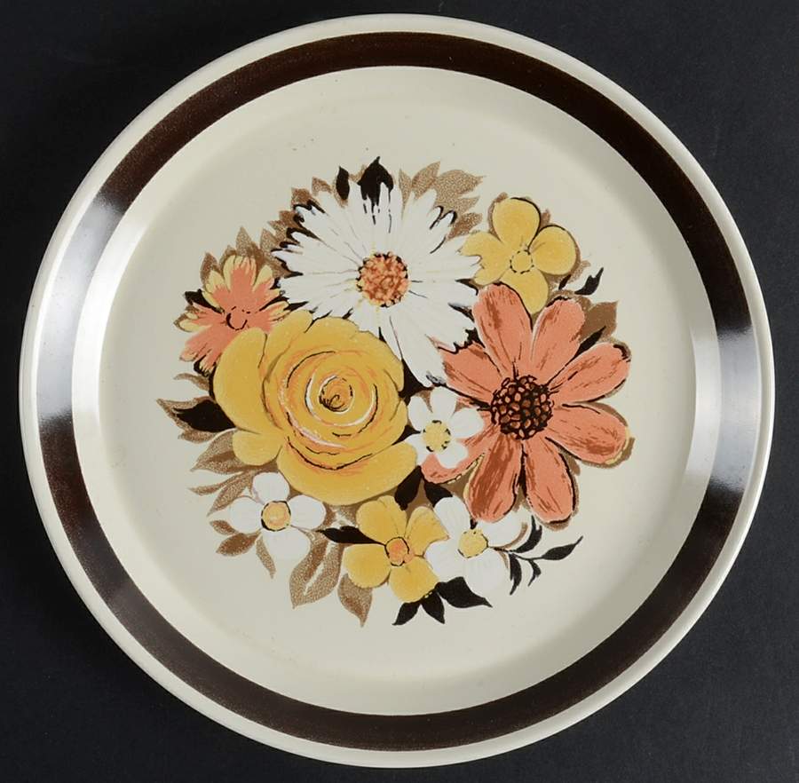 Fayette (#7909, #E3809) Salad Plate by Mikasa-1