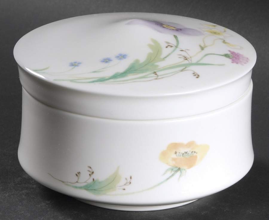Felicia Sugar Bowl & Lid by Mikasa-1
