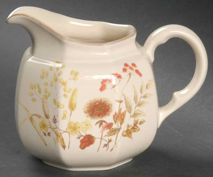 Ferndale Creamer by Mikasa-1