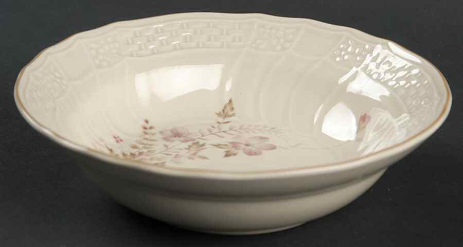 Fern Rose Fruit/Dessert (Sauce) Bowl by Mikasa-1