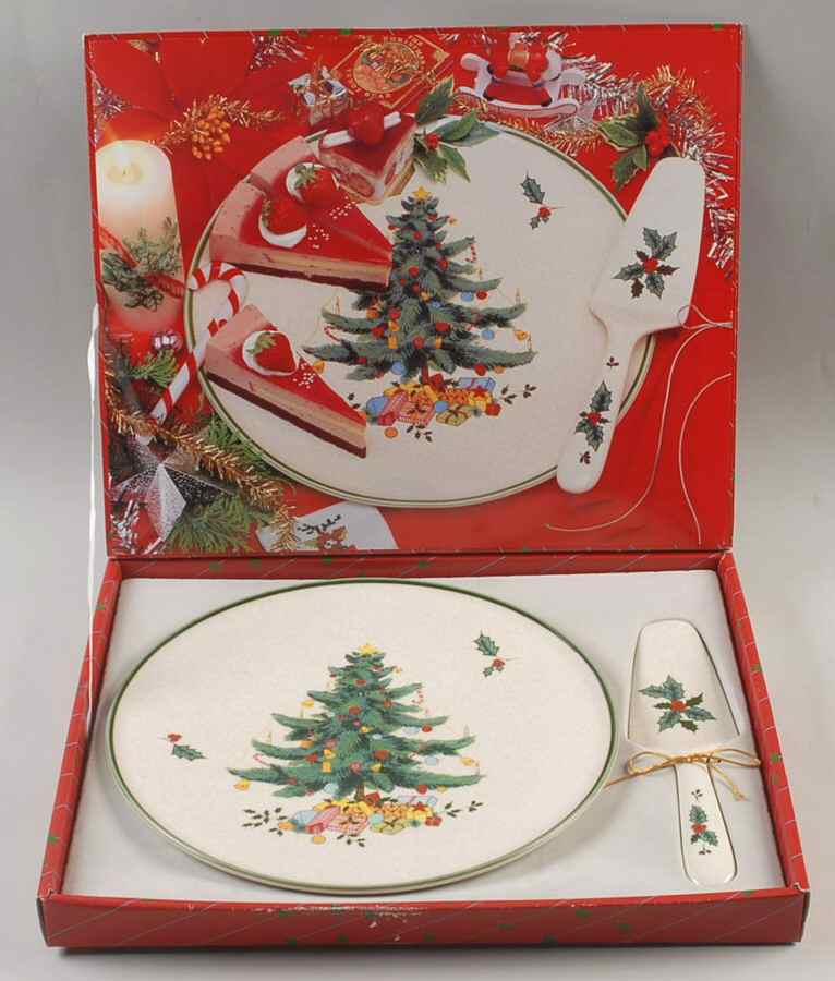 Festive Season Cake Plate & Solid Ceramic Server Set (Boxed) by Mikasa-1