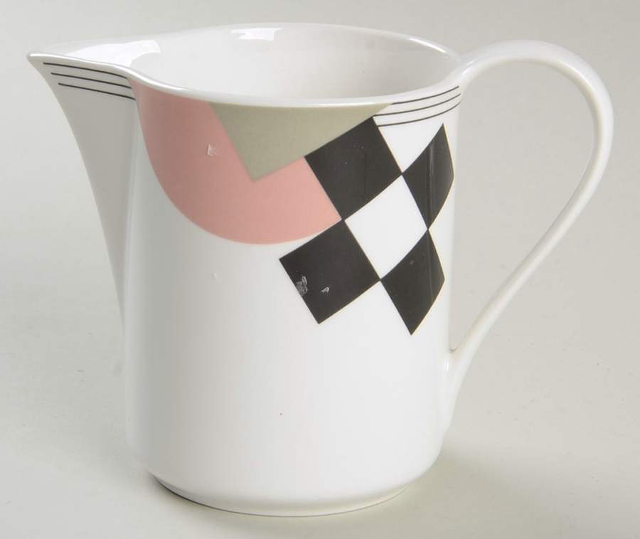Finish Line Creamer by Mikasa-1