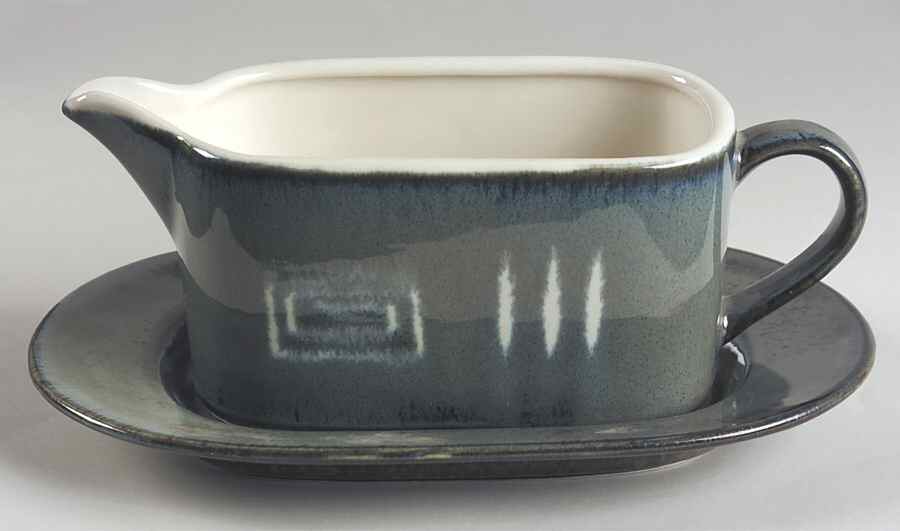Firesong Gravy Boat & Underplate by Mikasa-1