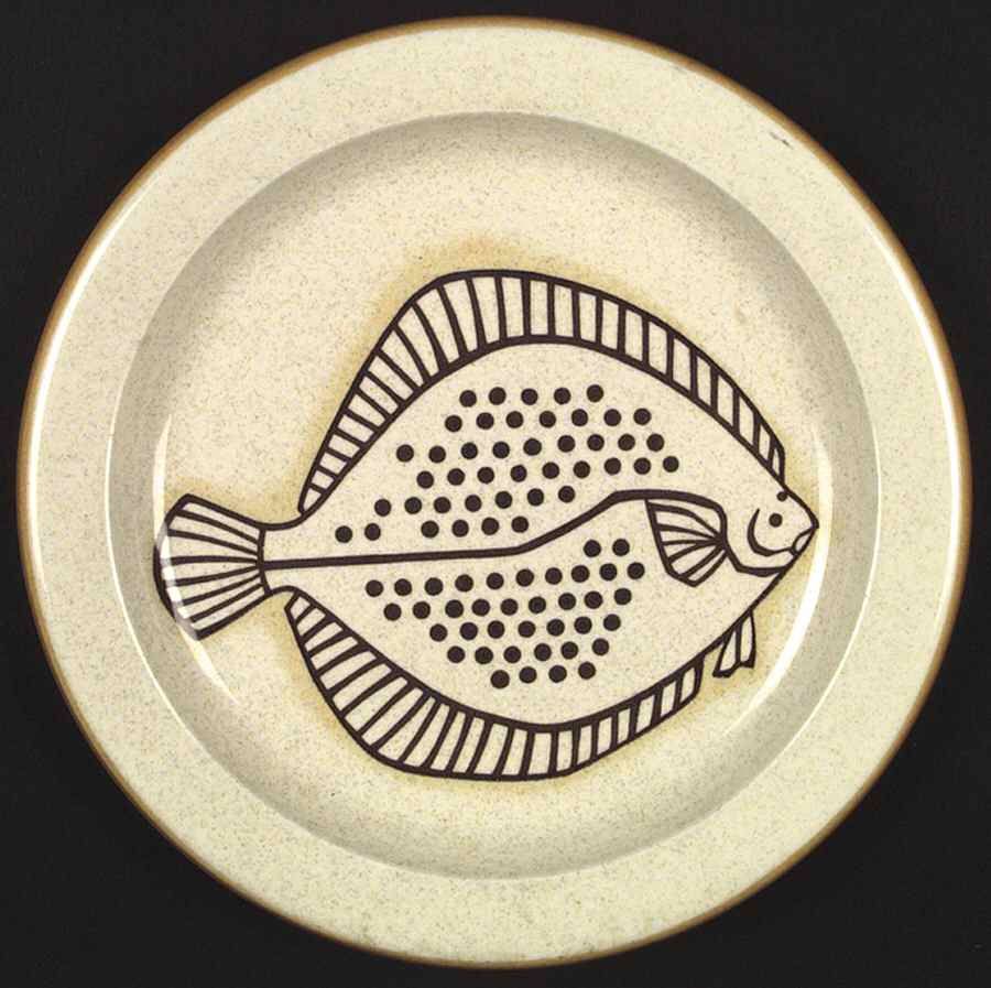 Fish Tale Dinner Plate by Mikasa-1