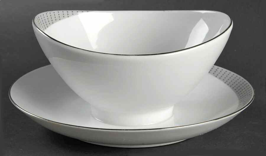 Flair Gravy Boat with Attached Underplate by Mikasa-1