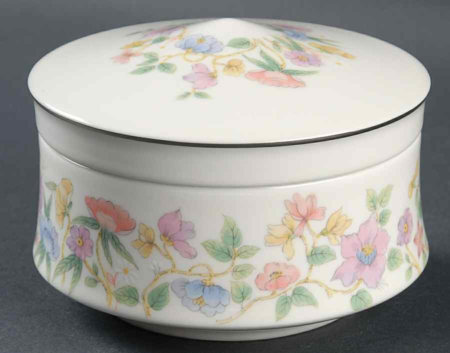 Fleur Avignon Sugar Bowl & Lid by Mikasa-1